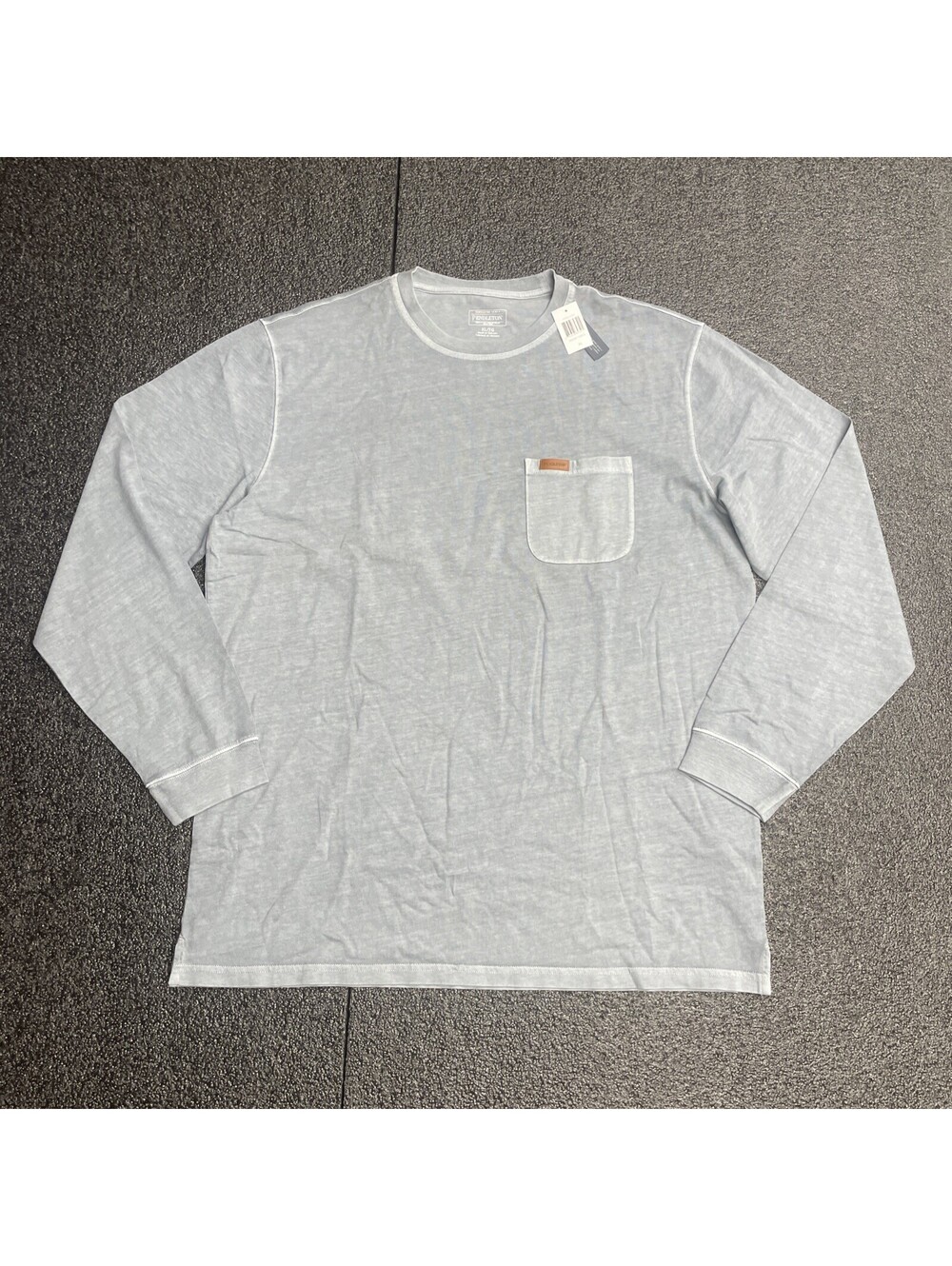 Pendleton NWT Men's Gray Long-Sleeve Deschutes Pocket T-Shirt - Size XL